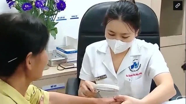 Phối hợp đa phương thức trong điều trị cho bệnh nhân da bọng nước tự miễn Phối hợp đa phương thức trong điều trị cho bệnh nhân da bọng nước tự miễn