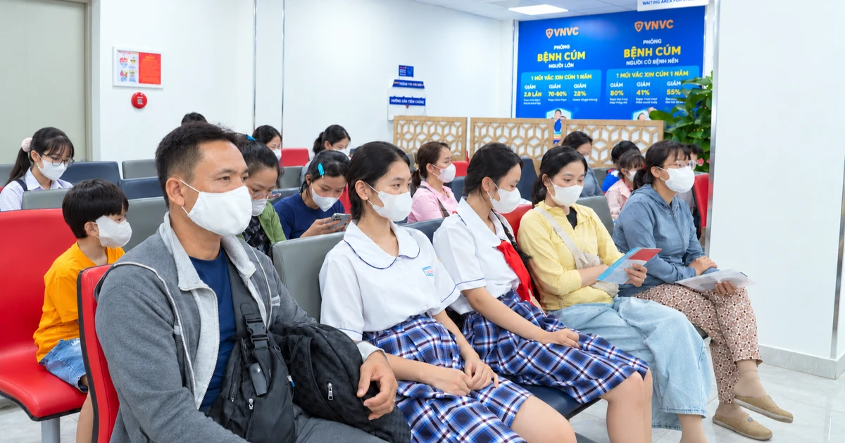 Gần 40.000 mũi vaccine não mô cầu được tiêm khi nhu cầu phòng bệnh tăng mạnh Gần 40.000 mũi vaccine não mô cầu được tiêm khi nhu cầu phòng bệnh tăng mạnh