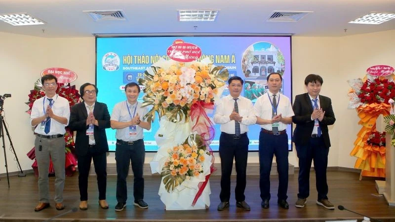 Kết nối chuyên gia, phát triển nội soi can thiệp chuyên sâu khu vực Đông Nam Á Kết nối chuyên gia, phát triển nội soi can thiệp chuyên sâu khu vực Đông Nam Á