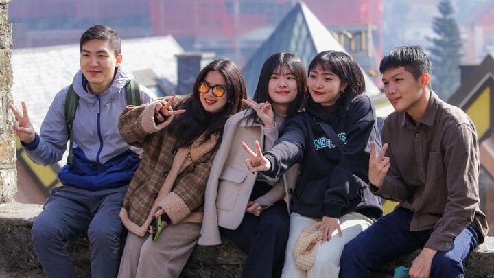 Dự báo thời tiết ngày 27/12: Miền Bắc ngày nắng, giá rét giảm dần