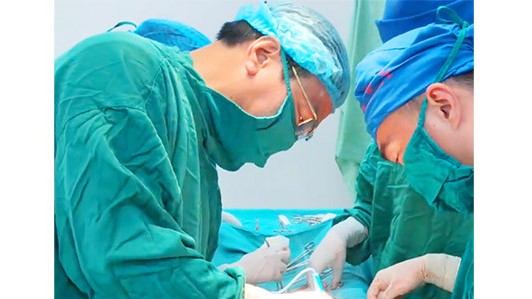 Bệnh viện Phụ sản Hải Dương phẫu thuật lấy khối u xơ tử cung trên 3 kg