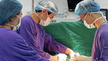Lần đầu tiên Việt Nam ghép đa tạng tim - thận cho cùng 1 bệnh nhân là thanh niên 37 tuổi