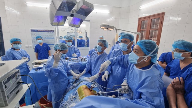 Bệnh viện Hữu nghị Việt Tiệp công bố ca ghép thận đầu tiên thành công