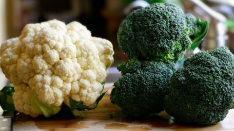 Súp lơ xanh và súp lơ trắng: Loại nào có giá trị dinh dưỡng cao hơn?