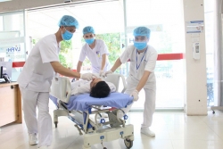 Cục Quản lý Khám, Chữa bệnh, Bộ Y tế yêu cầu các bệnh viện đầu ngành sẵn sàng hỗ trợ y tế miền Trung