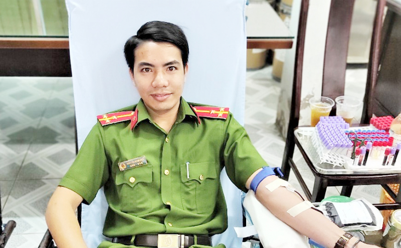 Cán bộ đoàn năng động, hơn 20 lần hiến máu tình nguyện