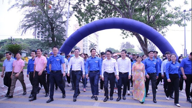 Thầy thuốc trẻ 40 tỉnh thành đồng loạt tư vấn, khám bệnh miễn phí cho người dân