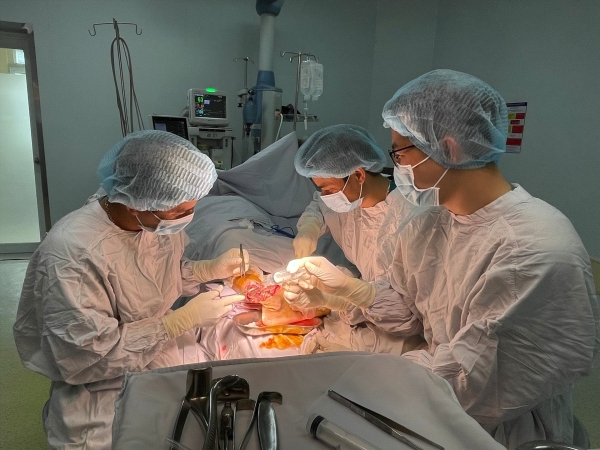 Bệnh viện Đa khoa Thiện Hạnh phẫu thuật thành công bệnh nhân bị đứt lìa cổ chân