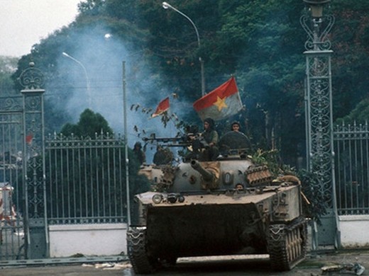 Từ Chiến dịch Điện Biên Phủ đến Chiến dịch Hồ Chí Minh lịch sử