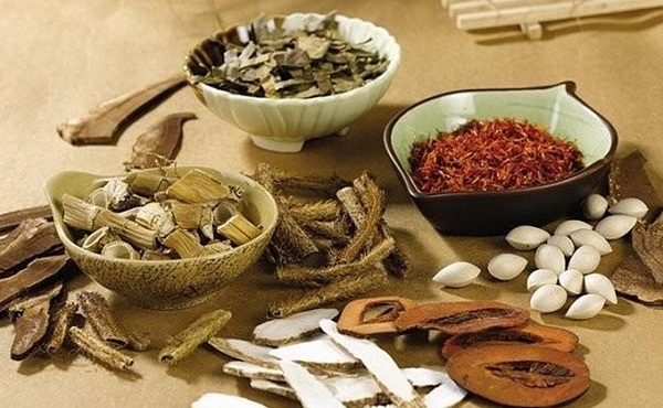 Quan điểm sai lầm thường gặp khi điều trị ung thư bằng y học cổ truyền